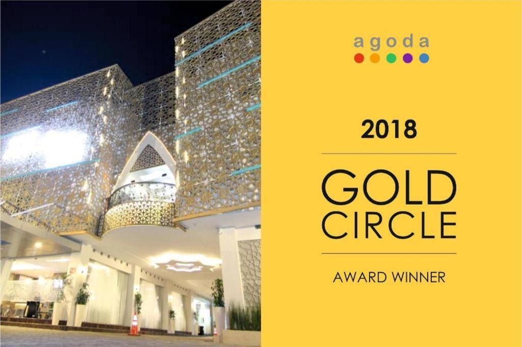 Grand Amira Hotel Solo, Azana Hotels Collection Екстериор снимка