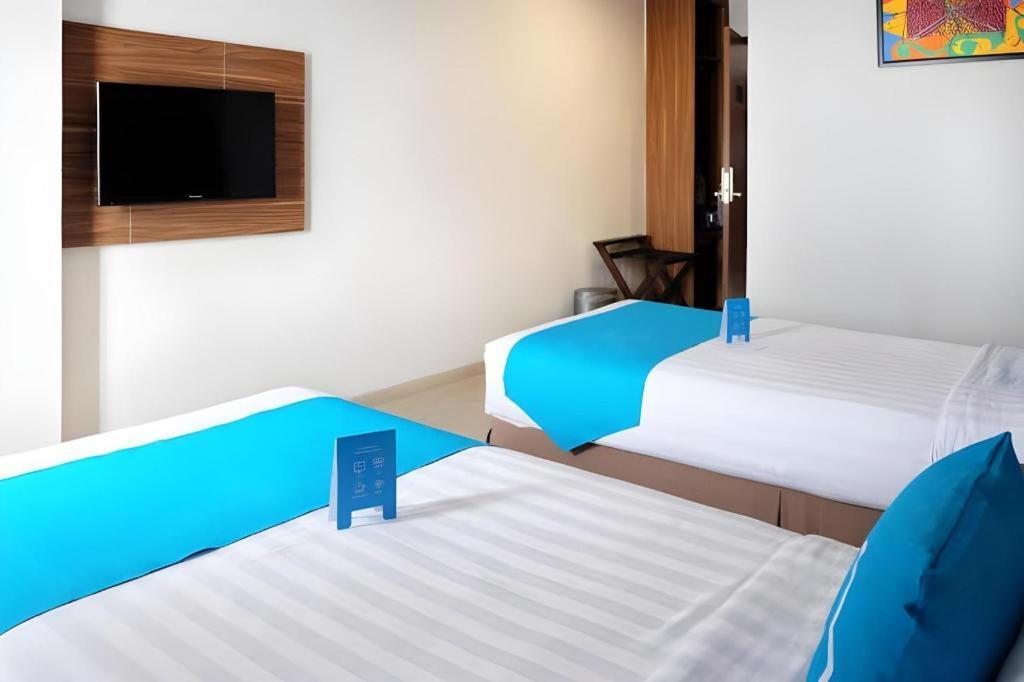 Grand Amira Hotel Solo, Azana Hotels Collection Екстериор снимка