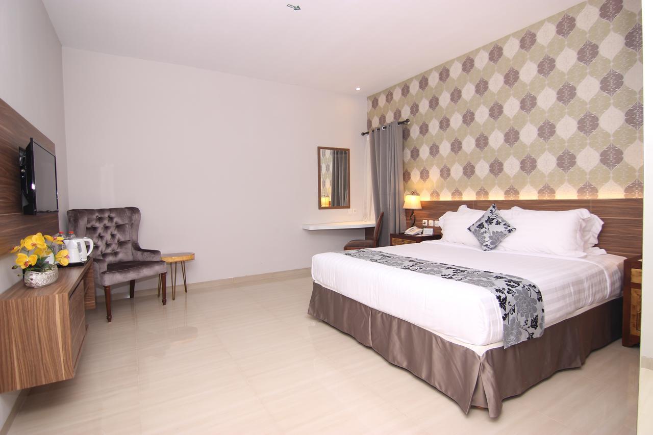 Grand Amira Hotel Solo, Azana Hotels Collection Екстериор снимка